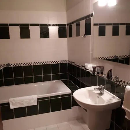 Wellness Ida מלון 4*